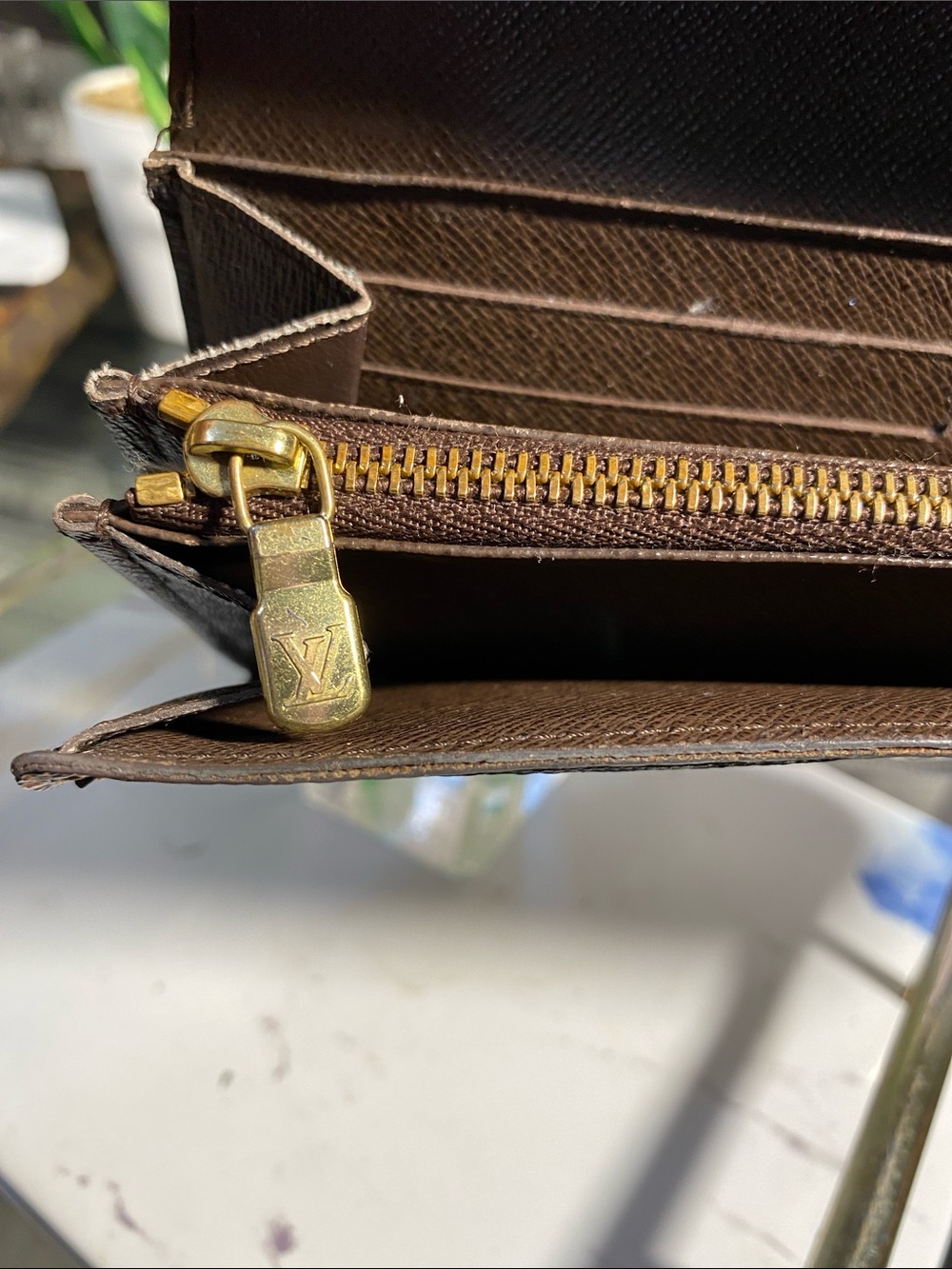 Authentic Louis Vuitton Damier Long Sarah Wallet - Picture 13 of 17
